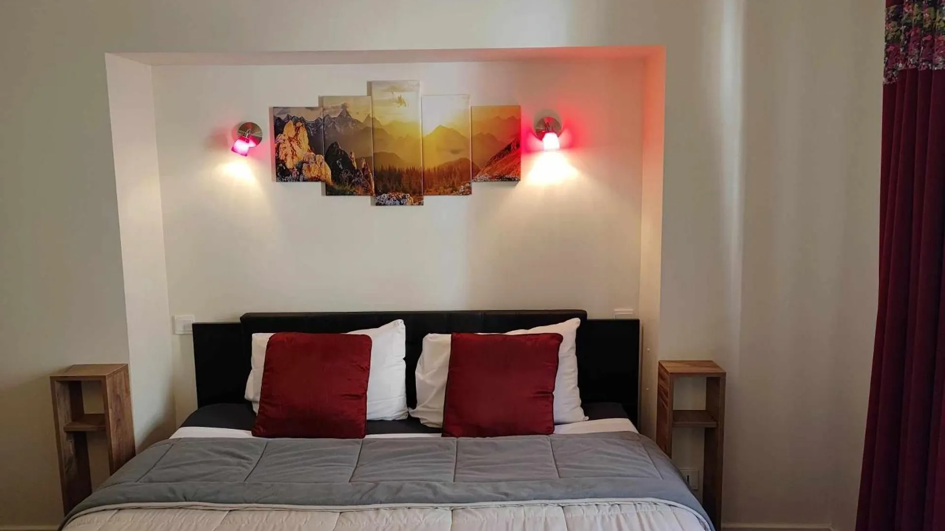 Hotel Jean Xxii Cahors 2*,
